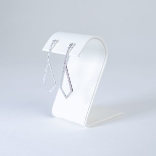 [earrings] Small triangle earrings 2